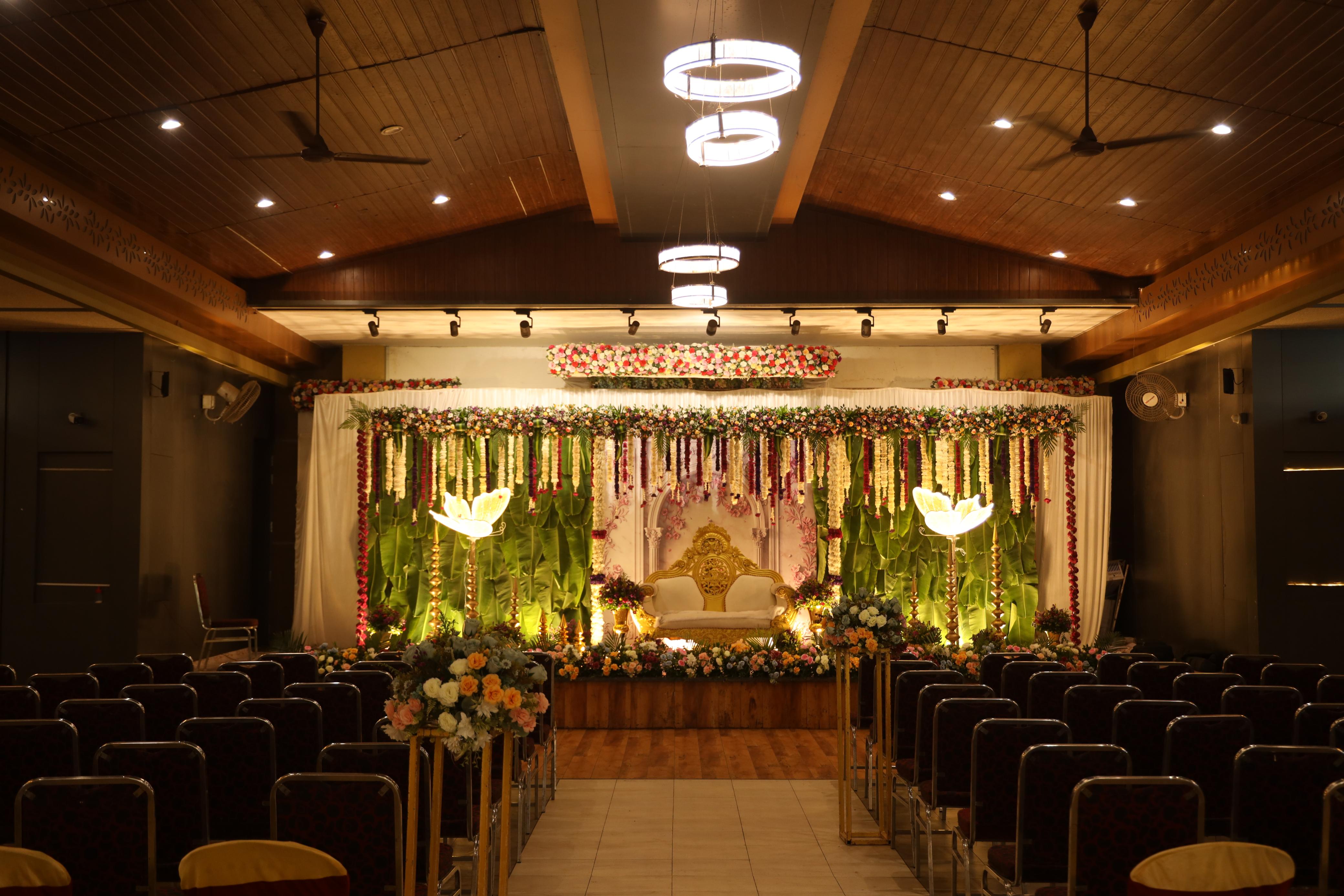 Wedding stage decoration by Crazy Event